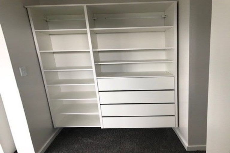 Photo of property in 5 Hihi Place, Waikanae, 5036