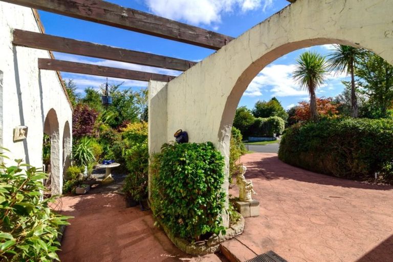 Photo of property in 9 Blackmore Drive, Lynmore, Rotorua, 3010