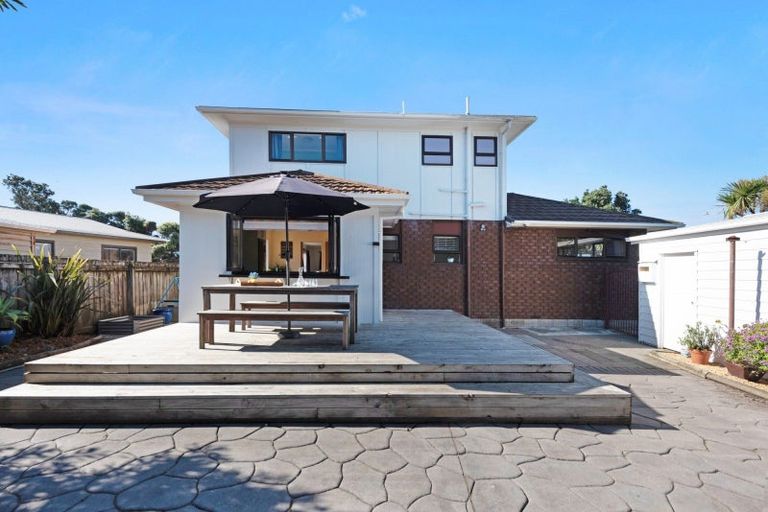 Photo of property in 254 Manly Street, Paraparaumu Beach, Paraparaumu, 5032