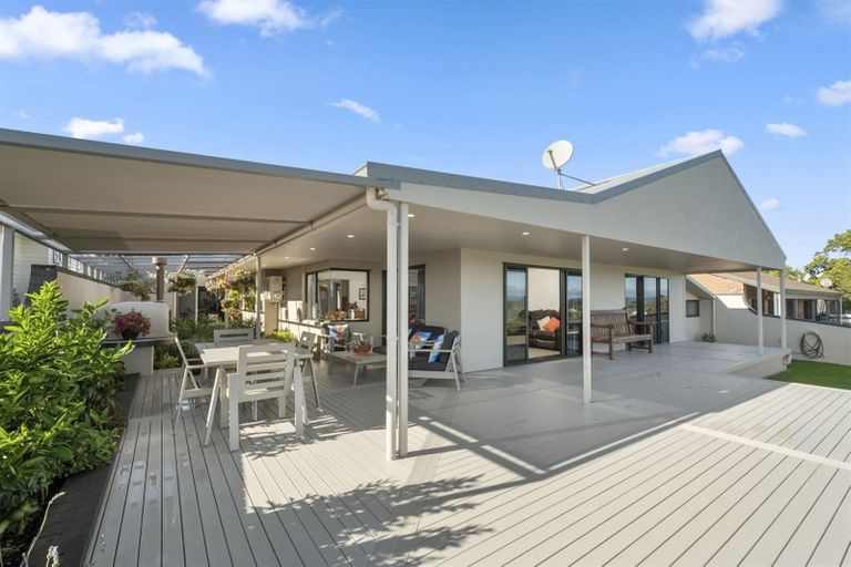 Photo of property in 28 Arawa Avenue, Maketu, Te Puke, 3189