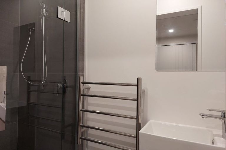 Photo of property in 37 Hinonga Loop, Silverdale, 0932