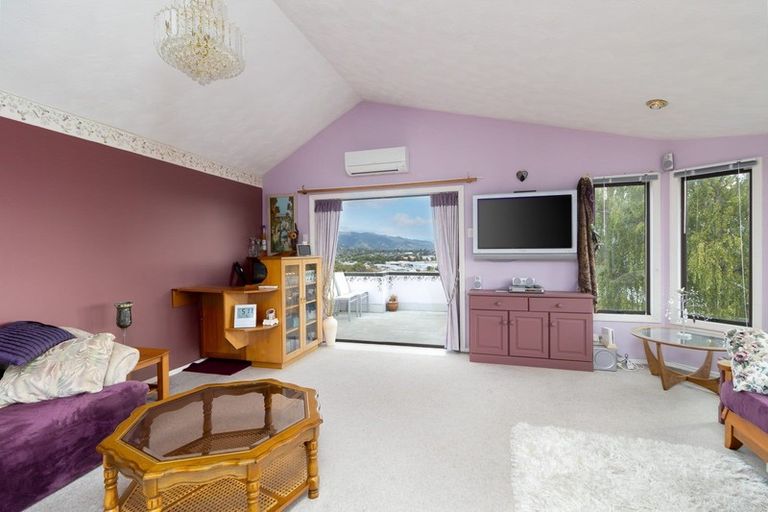 Photo of property in 51 Tosswill Road, Tahunanui, Nelson, 7011