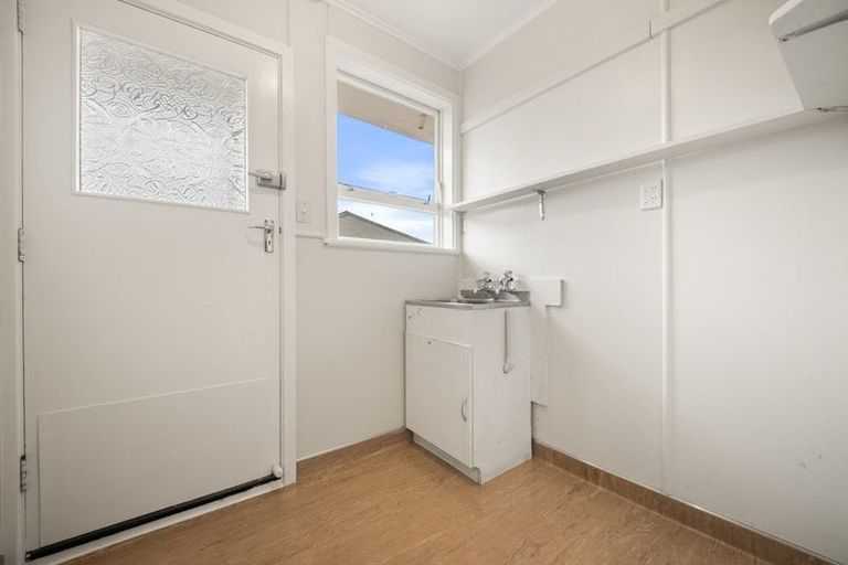 Photo of property in 49 Charnwood Crescent, Bishopdale, Christchurch, 8051