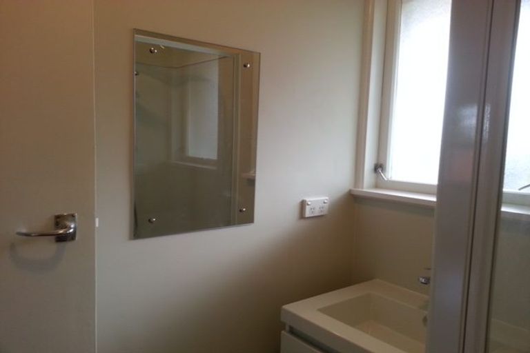 Photo of property in 10 Holden Place, Manukau, Auckland, 2025