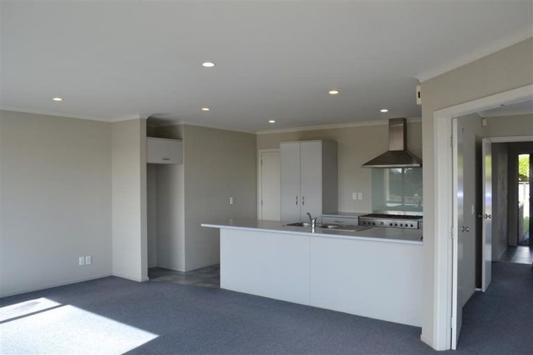 Photo of property in 7 Greenstone Place, Aotea, Porirua, 5024