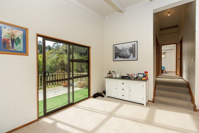 Photo of property in 16 Arawa Place, Onerahi, Whangarei, 0110
