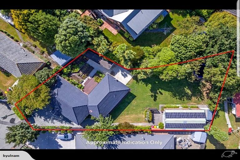 Photo of property in 6 Sealy Place, Bryndwr, Christchurch, 8053