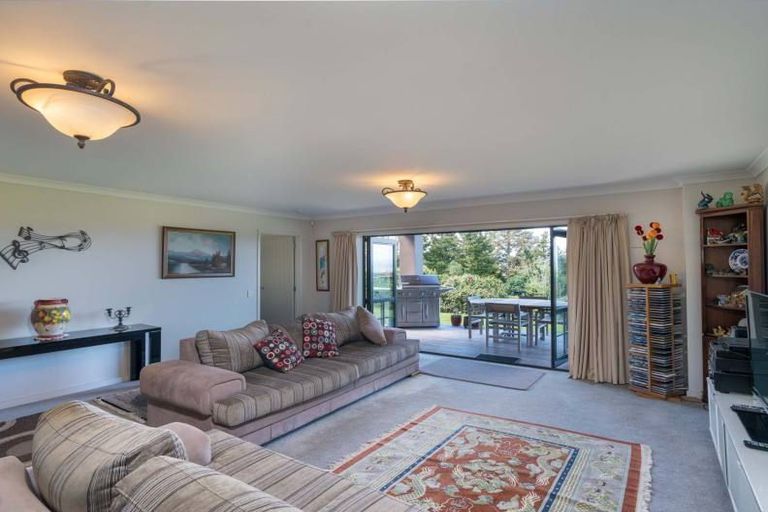 Photo of property in 20 Chateau Crescent, Rangatira Park, Taupo, 3330