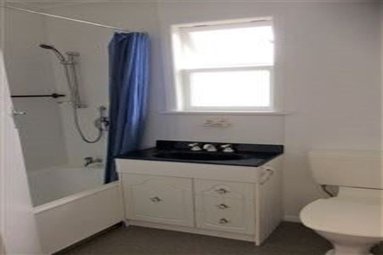 Photo of property in 46 Duke Street, Levin, 5510