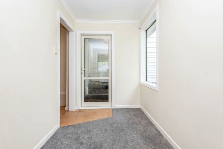 Photo of property in 1/83 Cockle Bay Road, Cockle Bay, Auckland, 2014