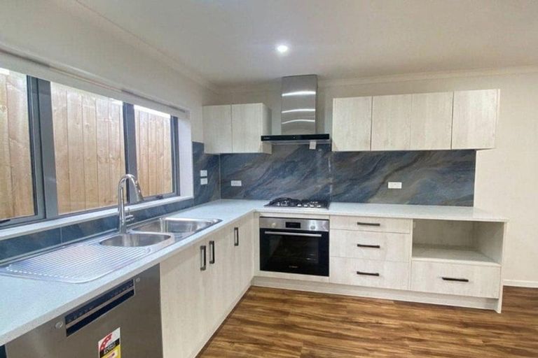 Photo of property in 5/55 Swaffield Road, Papatoetoe, Auckland, 2025