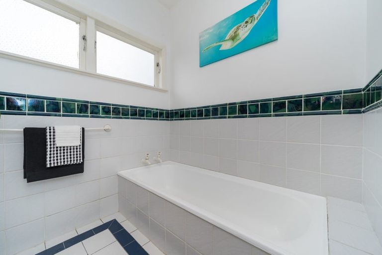 Photo of property in 19 Buick Crescent, Awapuni, Palmerston North, 4412