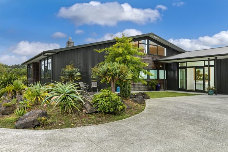 Photo of property in 36a Wicklam Lane, Greenhithe, Auckland, 0632