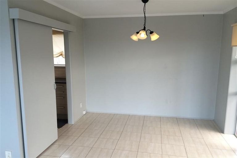 Photo of property in 2 Sherie Place, Howick, Auckland, 2014