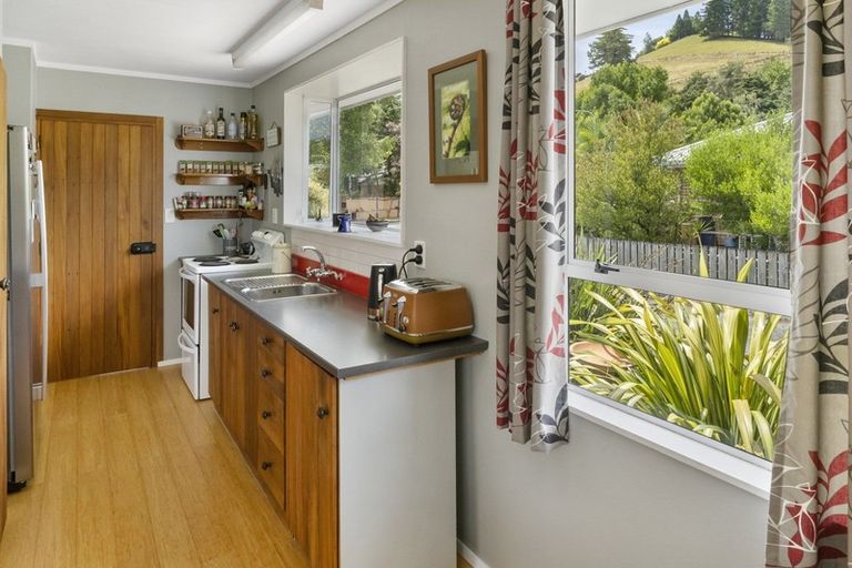 Photo of property in 9 Hodgson Street, Wakefield, 7025