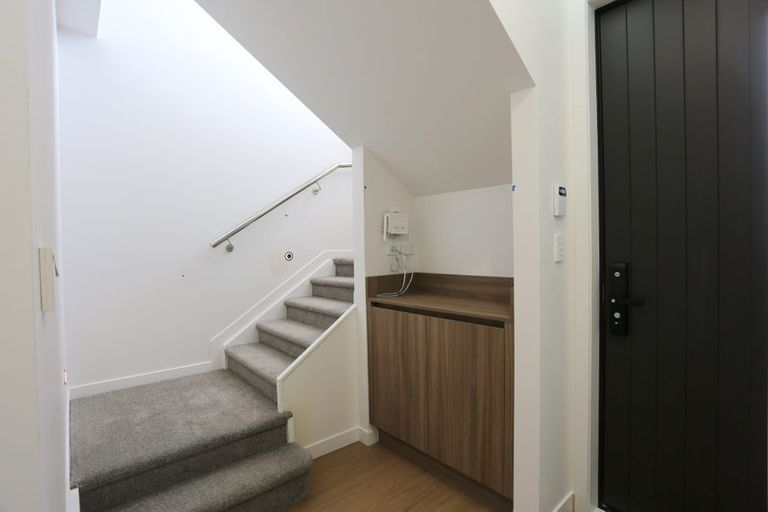 Photo of property in 13a King Richard Place, Browns Bay, Auckland, 0630