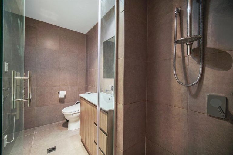 Photo of property in 64b Crestview Rise, Papakura, 2110