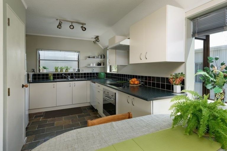 Photo of property in 4/12 Vallance Street, Kilbirnie, Wellington, 6022