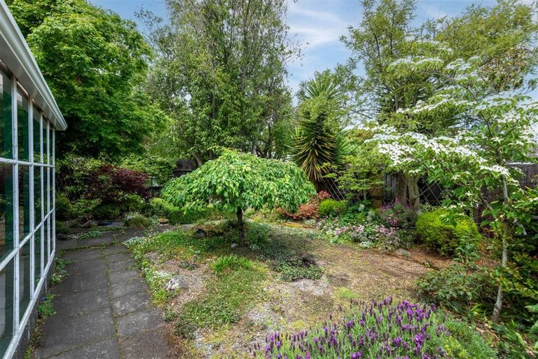 Photo of property in 2/10a Kawau Crescent, Bromley, Christchurch, 8062