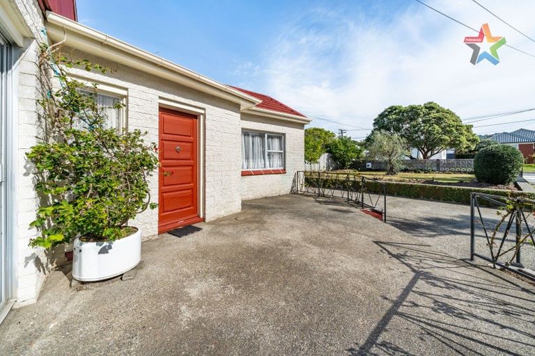 Photo of property in 17 Charleston Avenue, Boulcott, Lower Hutt, 5011