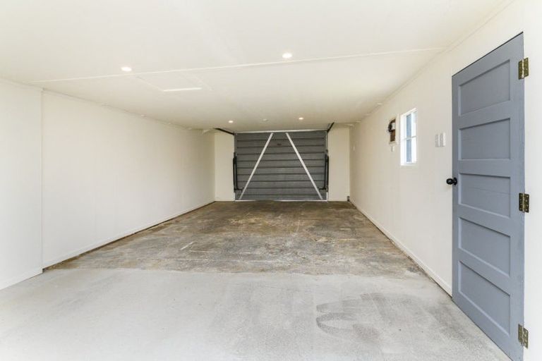 Photo of property in 18 Monmouth Street, Feilding, 4702