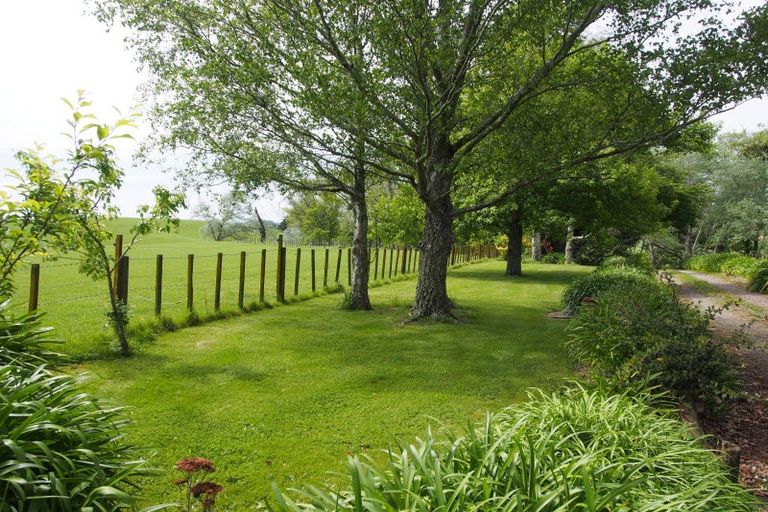 Photo of property in 1962 State Highway 2, Waipukurau, 4275
