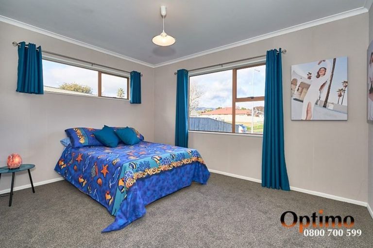 Photo of property in 61 Meadowvale Drive, Levin, 5510