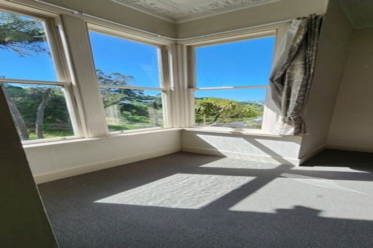 Photo of property in 23 Plunket Street, Kelburn, Wellington, 6012