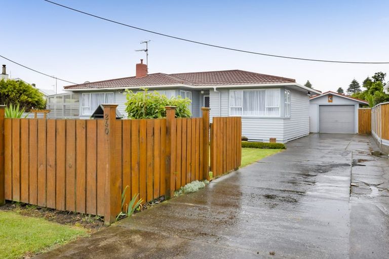 Photo of property in 240 Egmont Street, Patea, 4520