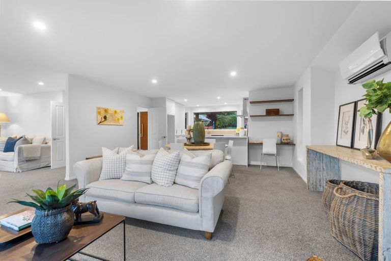 Photo of property in 5 Gilders Grove, Heathcote Valley, Christchurch, 8022