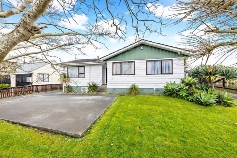 Photo of property in 440 Porchester Road, Randwick Park, Auckland, 2105