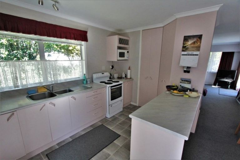 Photo of property in 29 Kupe Place, Tokoroa, 3420
