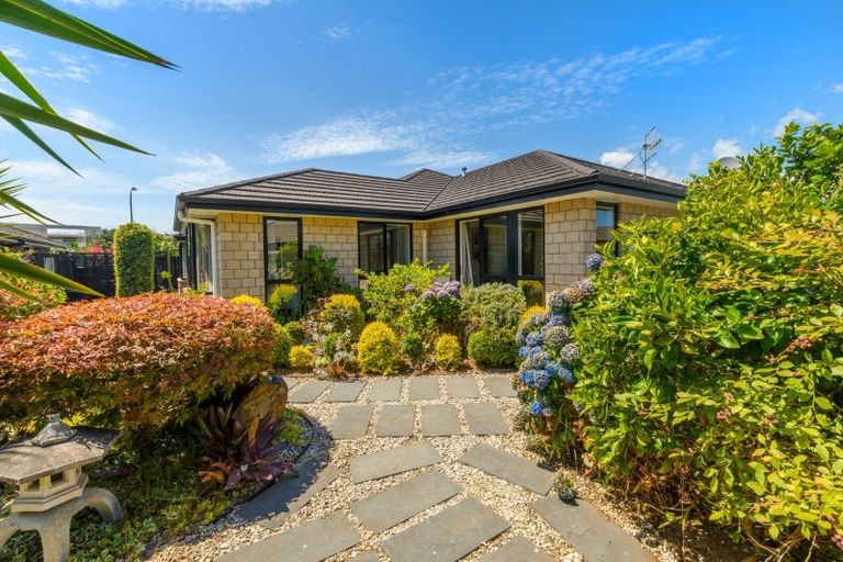 Photo of property in 164 Doncaster Drive, Papamoa Beach, Papamoa, 3118