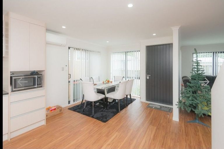 Photo of property in 30a Beaumonts Way, Manurewa, Auckland, 2102