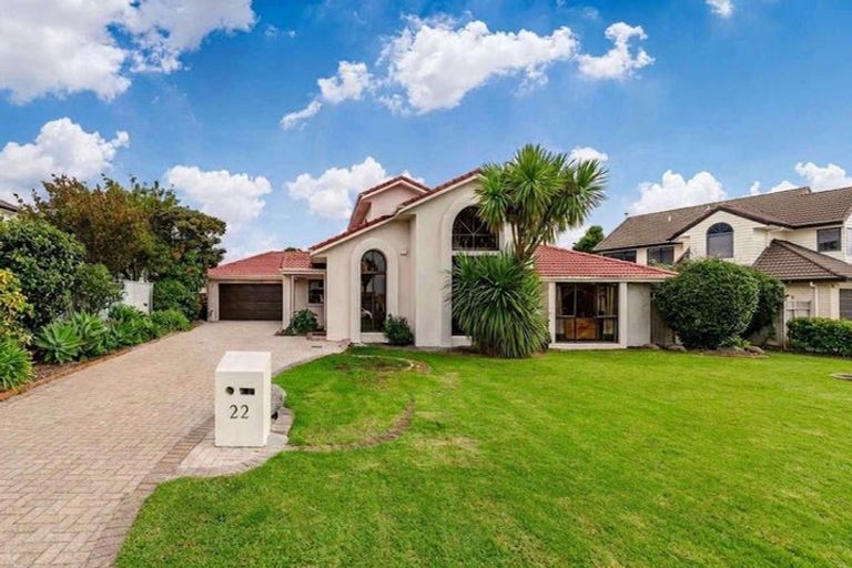 Photo of property in 22 Gillard Place, Eastern Beach, Auckland, 2012