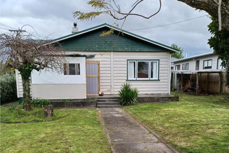 Photo of property in 49 Dunlop Road, Te Puke, 3119