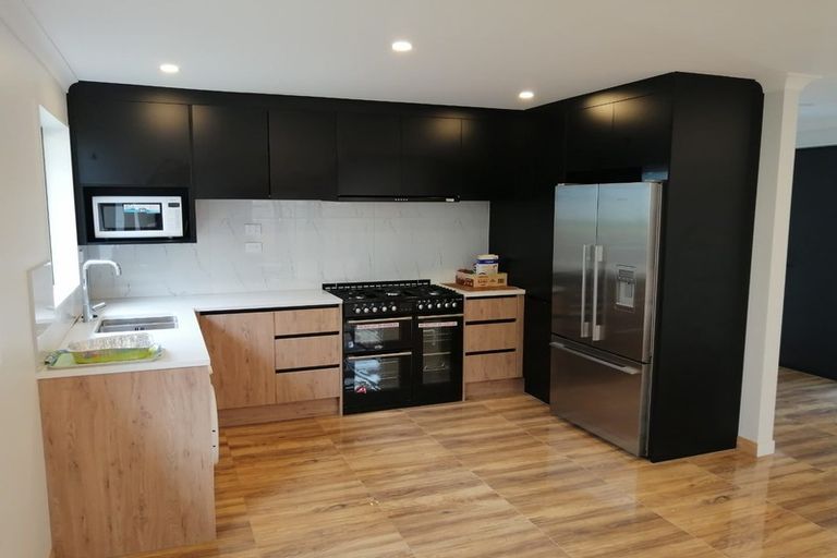 Photo of property in 89 Rosedale Road, Pinehill, Auckland, 0632