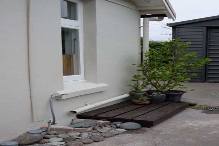 Photo of property in 2/76 Oram Avenue, New Brighton, Christchurch, 8061