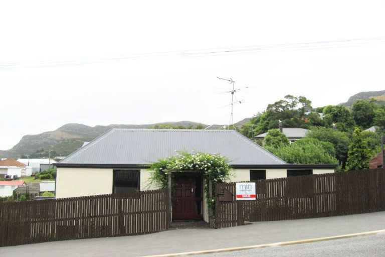 Photo of property in 63 Oxford Street, Lyttelton, 8082