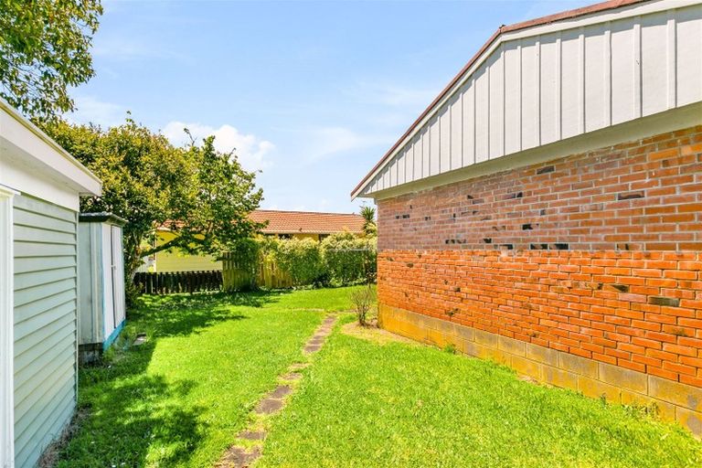 Photo of property in 4/114 Lynwood Road, New Lynn, Auckland, 0600