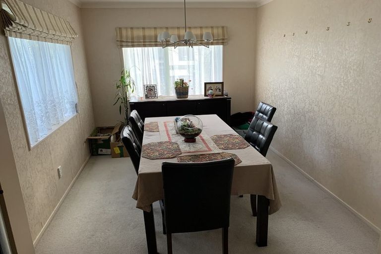 Photo of property in 31 Greenfield Drive, Western Heights, Hamilton, 3200