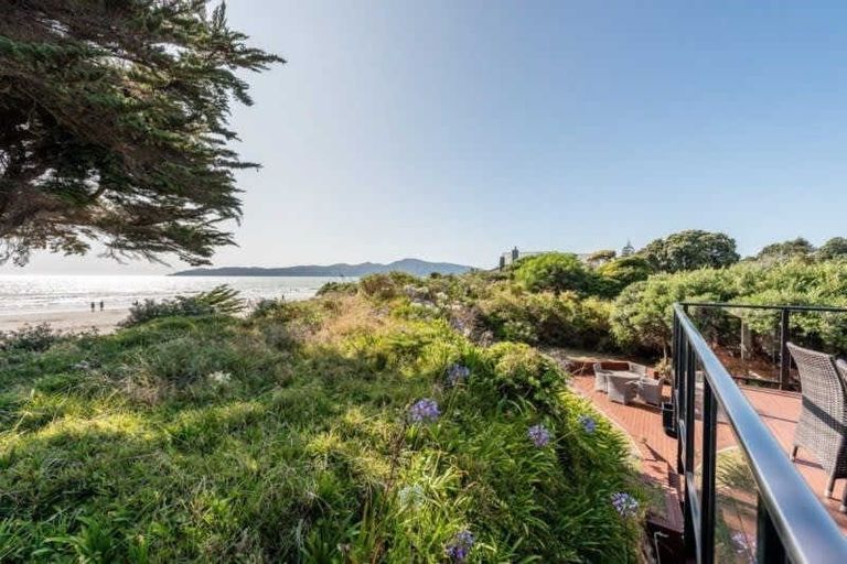 Photo of property in 23 Groves Road, Raumati Beach, Paraparaumu, 5032