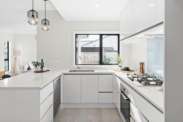 Photo of property in 8 Faber Place, Rototuna North, Hamilton, 3210