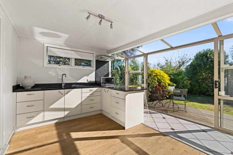 Photo of property in 64 Te Aute Road, Havelock North, 4130