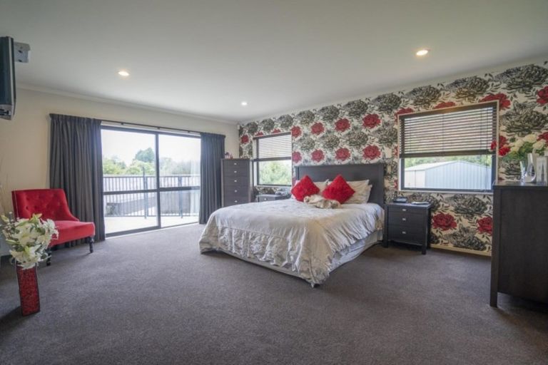 Photo of property in 61 Dunns Road, Otatara, Invercargill, 9879