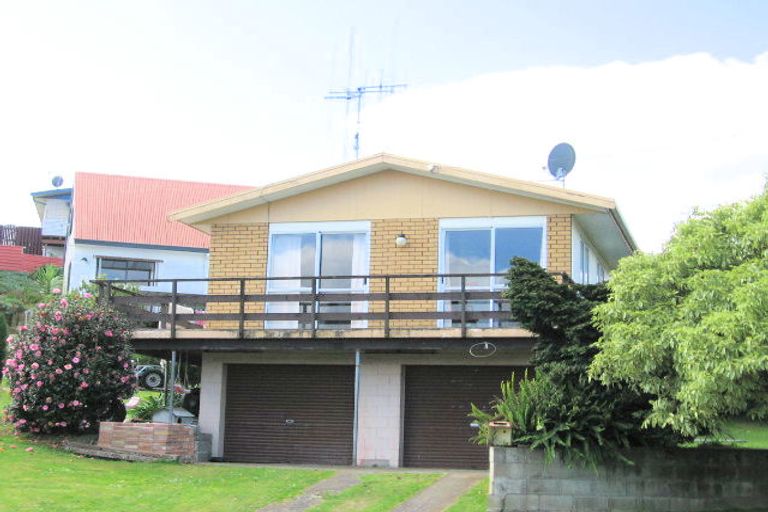 Photo of property in 19 Emily Place, Bellevue, Tauranga, 3110