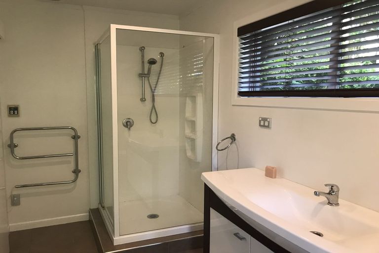 Photo of property in 94 Castor Bay Road, Castor Bay, Auckland, 0620