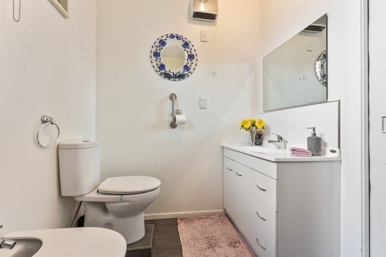 Photo of property in 8 Cambridge Street, Pahiatua, 4910