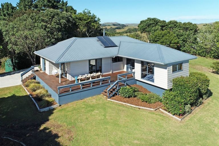 Photo of property in 166 Cooper Road, Pollok, Waiuku, 2684