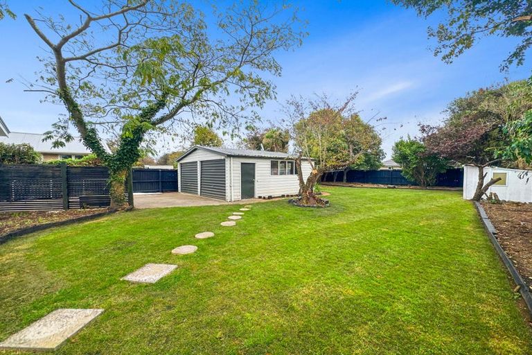 Photo of property in 39 Uxbridge Street, Redwood, Christchurch, 8051